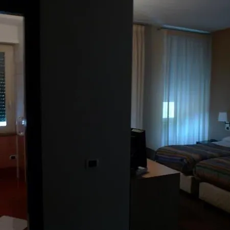De Meis Hotel Capistrello