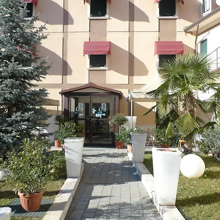 Hotel De Meis 3*