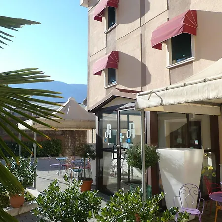De Meis Hotel Capistrello